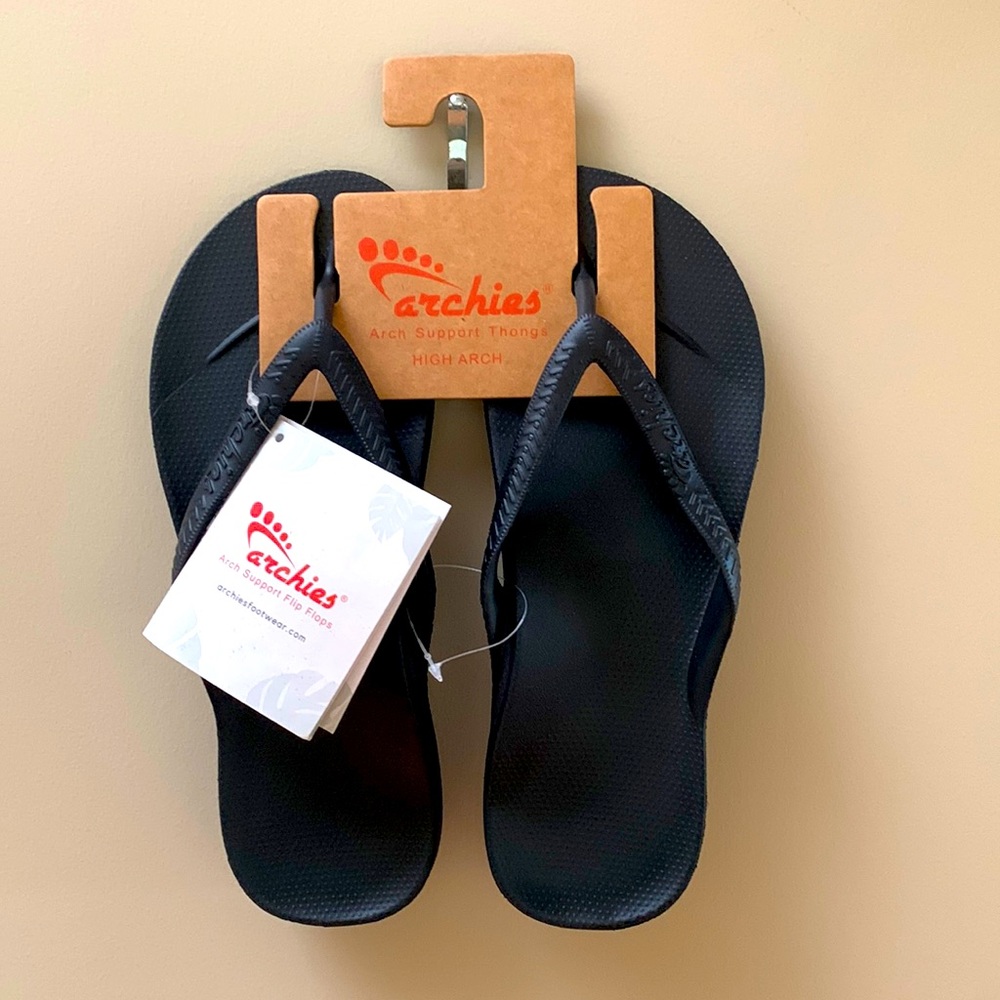 NWT Archie's Footwear Flip Flop Sandals Arch Support Black Mens 7 / Women’s 8